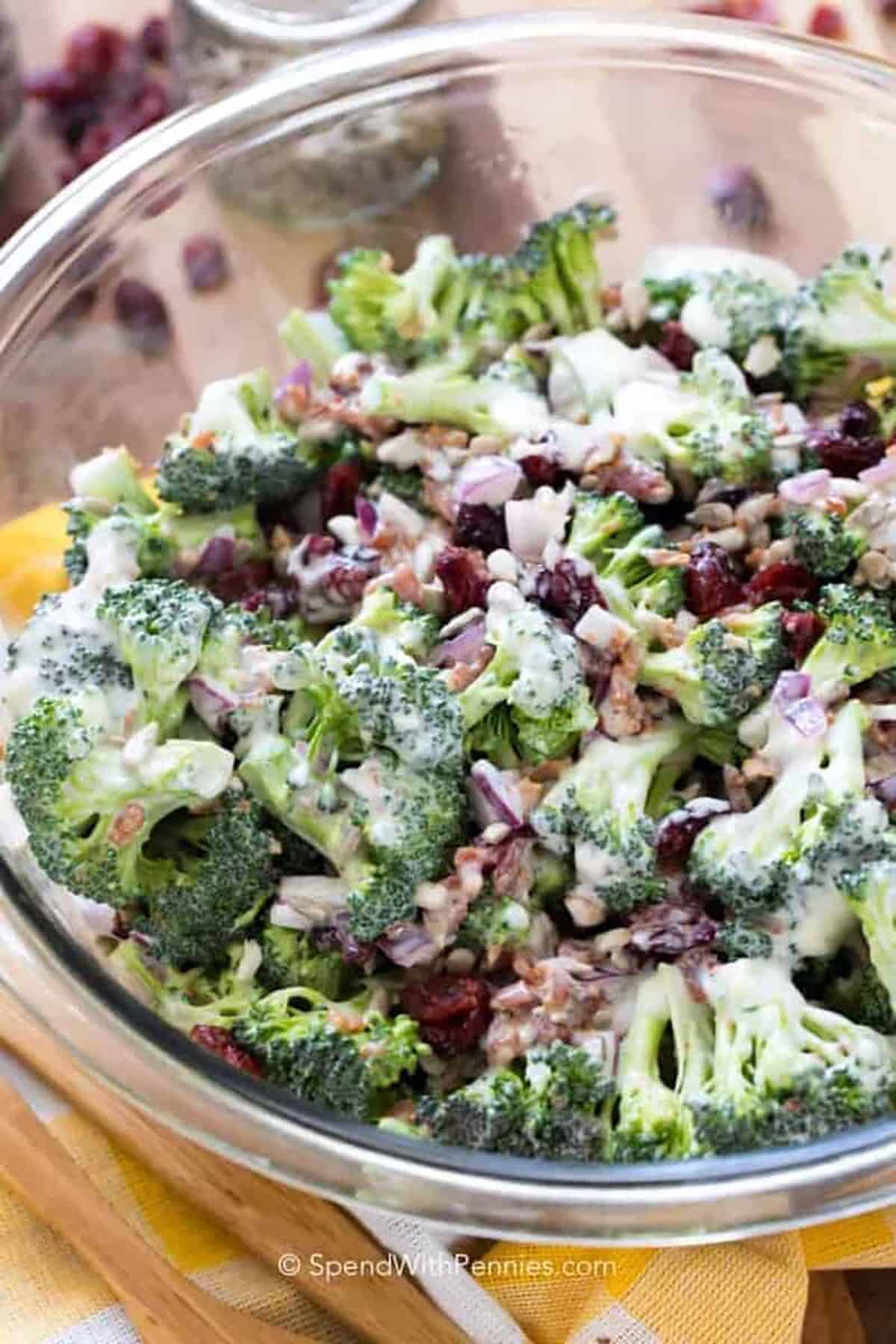 Whip Up the Best Broccoli Salad: Easy 25-Minute Recipe & Make-Ahead Tips